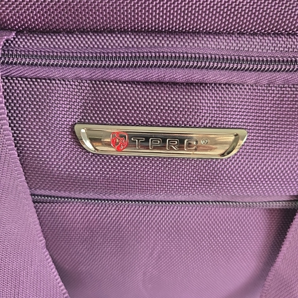 NWOT TPRC Purple Travel Bag And USB Port Shoe Pocket Retractable Handle Carry-on - Picture 4 of 16